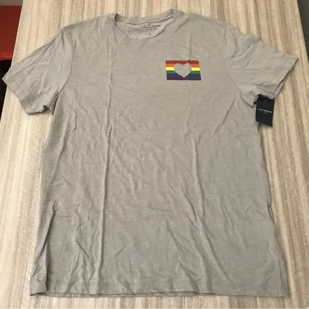 Lucky brand tshirt